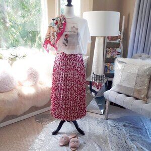 EUC Buffalo rose garden “2017 Belle Rose” self-tie drawstring waist t-shirt